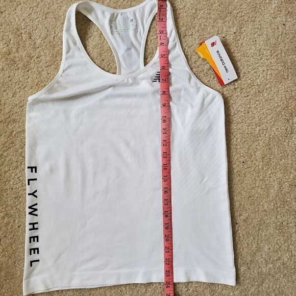 NEW BALANCE For Flywheel White Tank - Picture 13 of 15